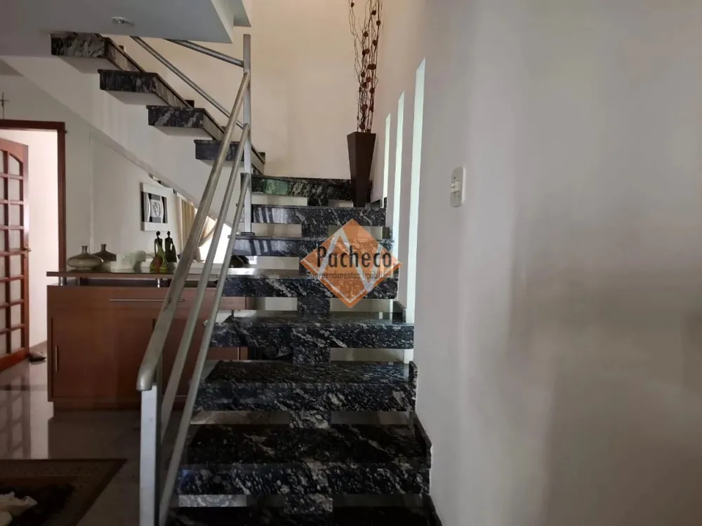 Sobrado, 3 quartos, 216 m² - Foto 4