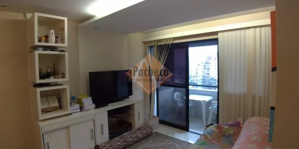 Apartamento à venda com 3 quartos, 70m² - Foto 1