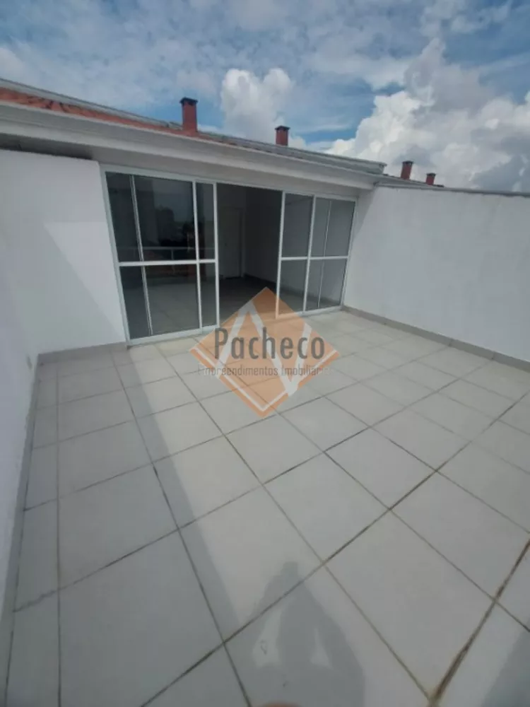 Casa de Condomínio à venda com 3 quartos, 200m² - Foto 3