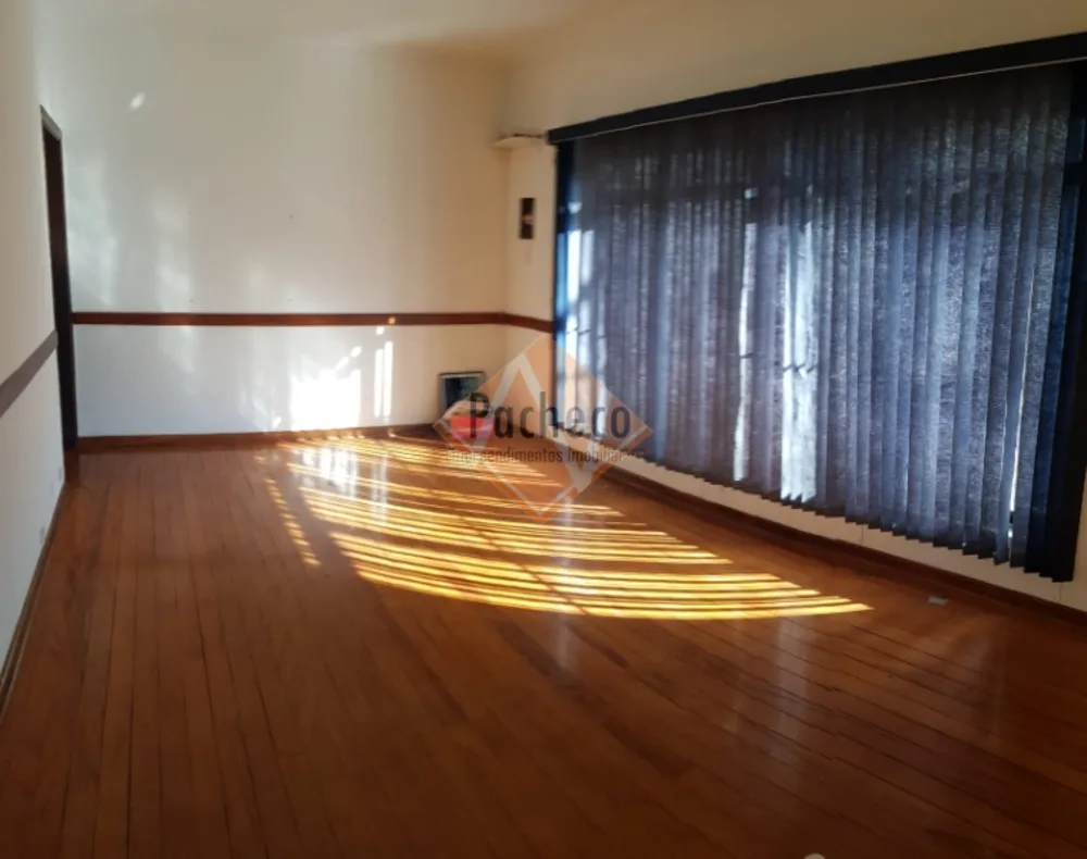 Casa, 5 quartos, 236 m² - Foto 1