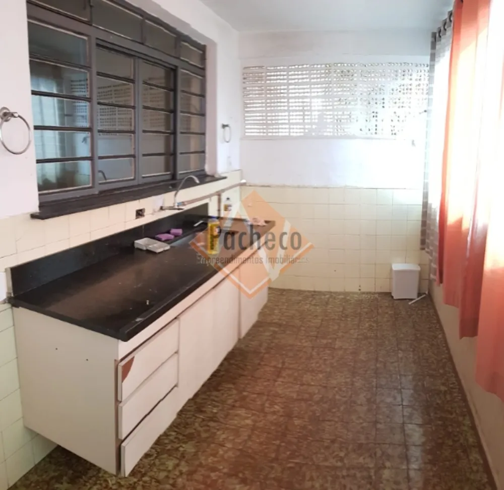 Casa, 5 quartos, 236 m² - Foto 4