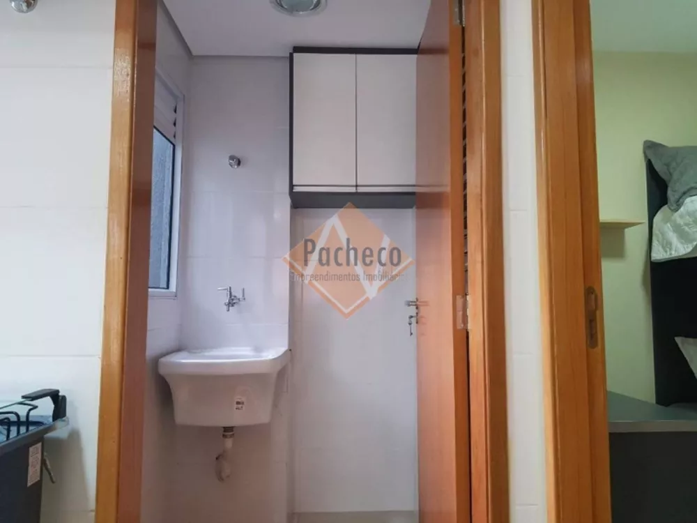 Apartamento à venda com 2 quartos, 30m² - Foto 4