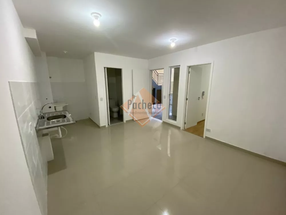 Apartamento à venda com 2 quartos, 40m² - Foto 1