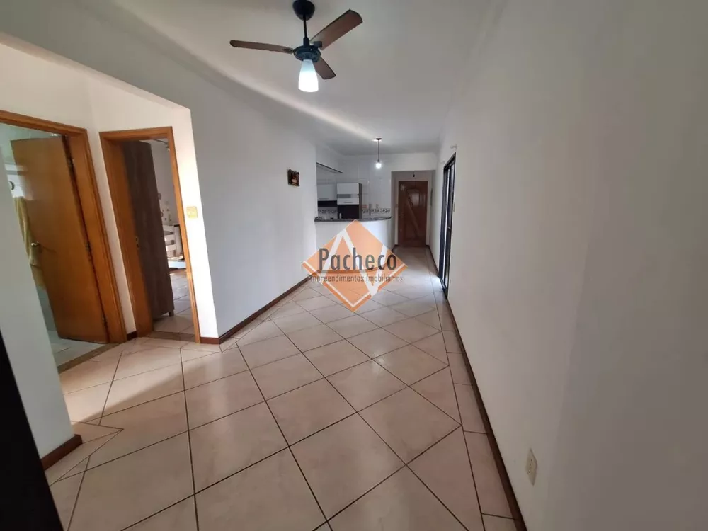 Apartamento à venda com 2 quartos, 66m² - Foto 3