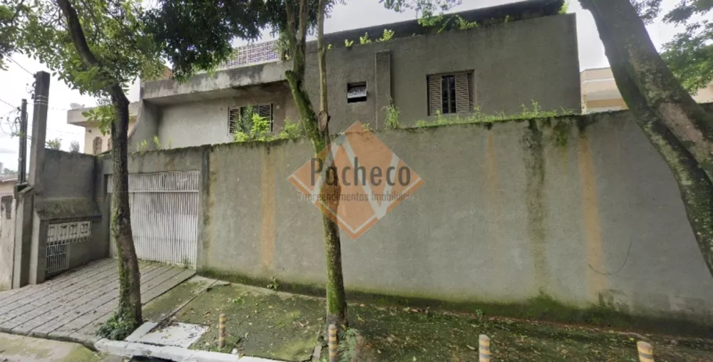 Sobrado à venda com 4 quartos, 450m² - Foto 1