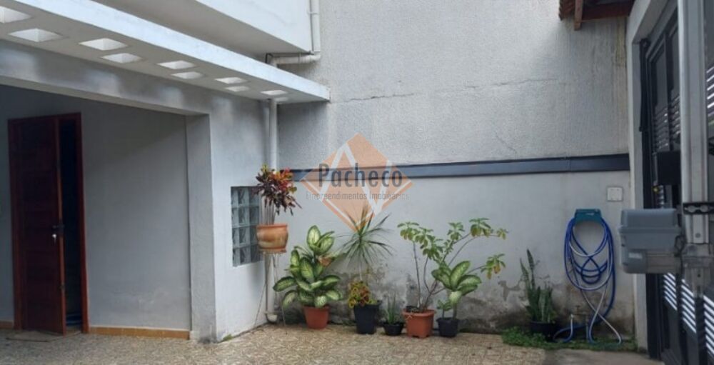 Casa, 2 quartos, 214 m² - Foto 1