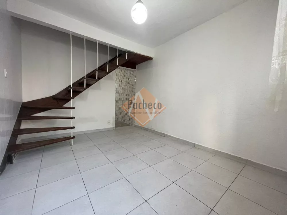 Sobrado à venda com 2 quartos, 55m² - Foto 1