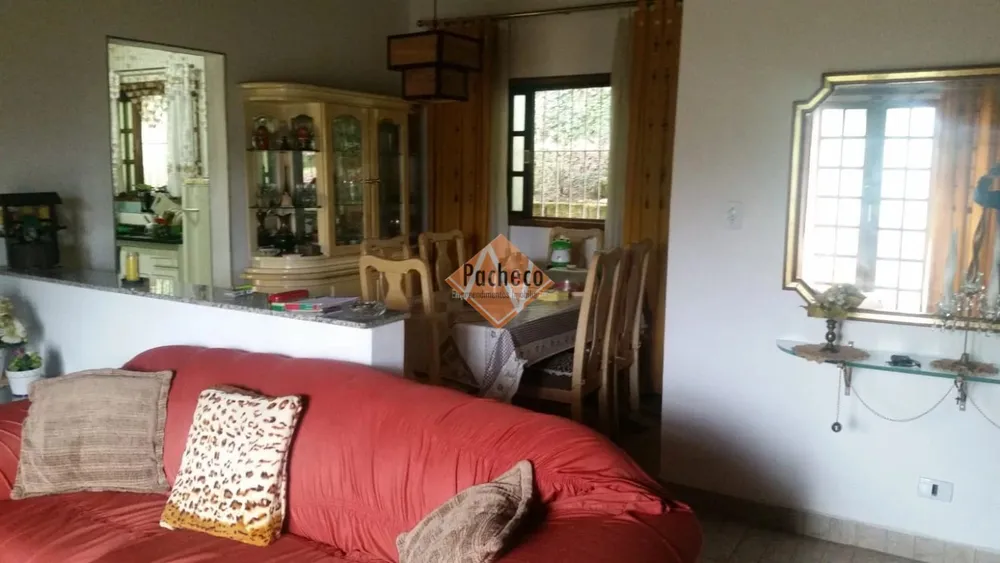 Chácara, 3 quartos, 600 m² - Foto 2