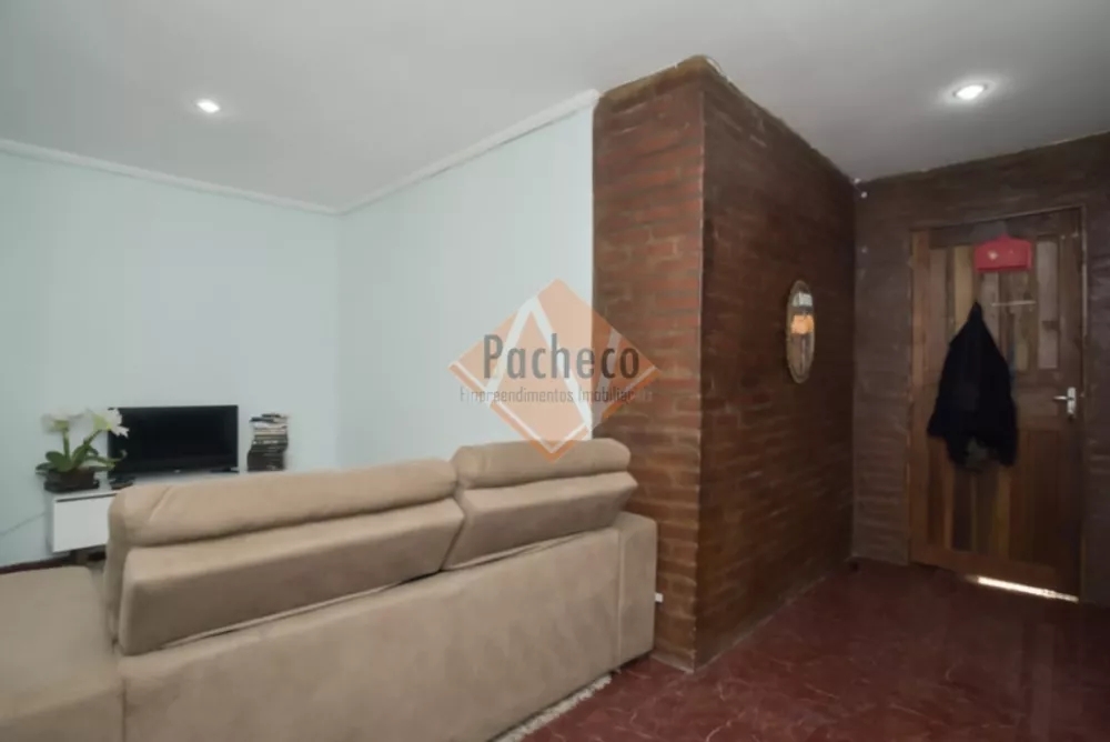 Casa de Condomínio à venda com 4 quartos, 273m² - Foto 2