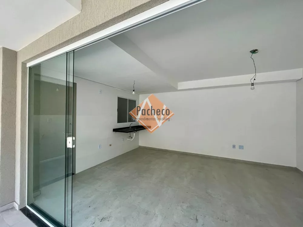 Apartamento à venda com 2 quartos, 63m² - Foto 4