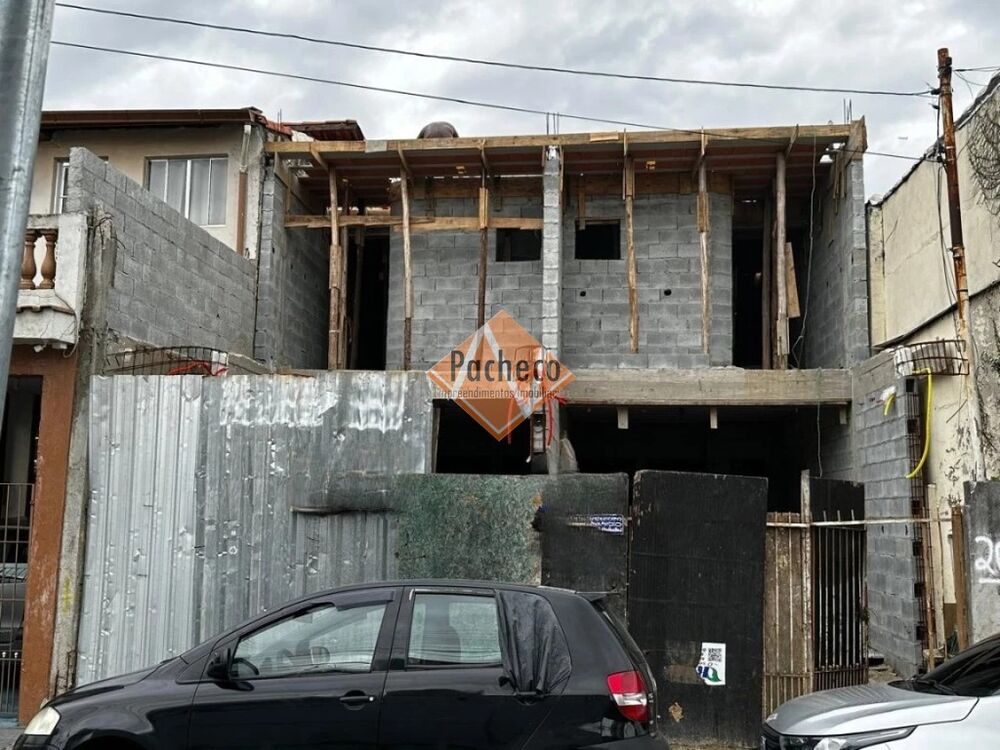 Sobrado, 3 quartos, 131 m² - Foto 1