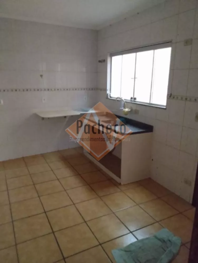 Sobrado à venda com 2 quartos, 80m² - Foto 4