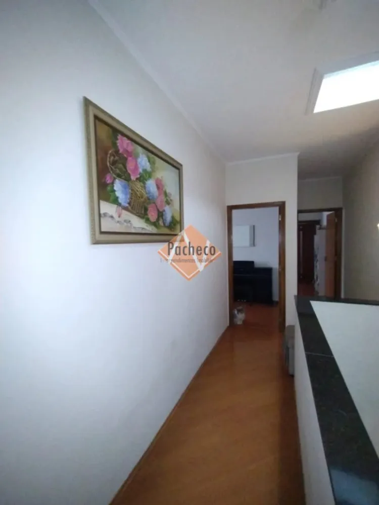 Sobrado, 3 quartos, 224 m² - Foto 2