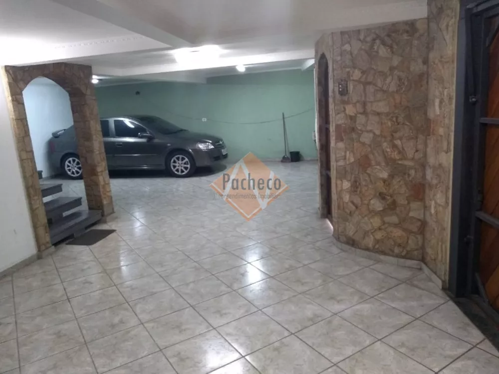 Sobrado à venda com 3 quartos, 430m² - Foto 2