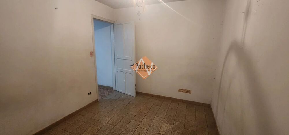 Casa para alugar com 2 quartos, 60m² - Foto 3