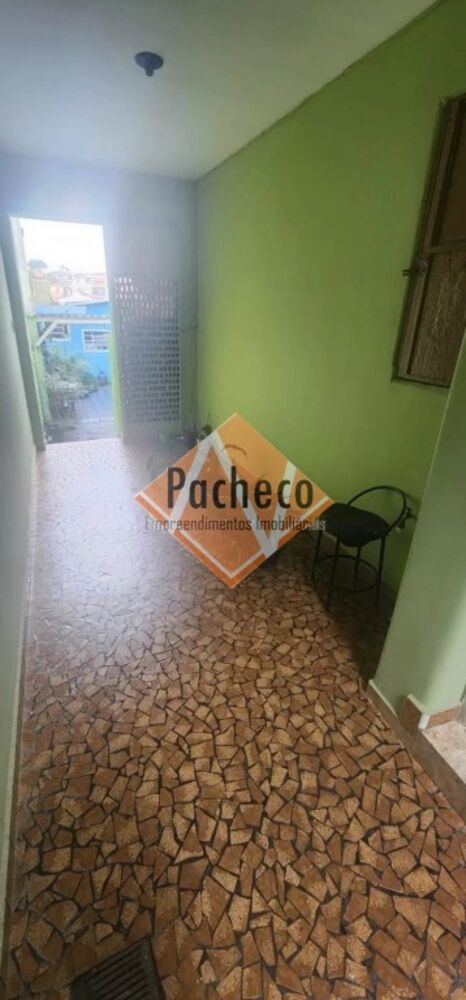 Casa para alugar com 2 quartos, 60m² - Foto 12