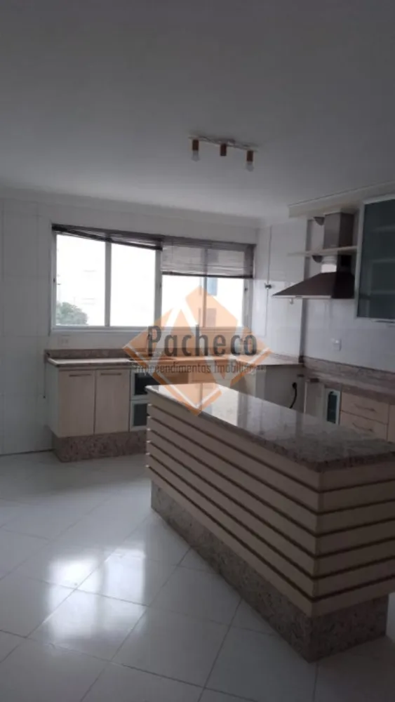 Apartamento, 3 quartos, 130 m² - Foto 1