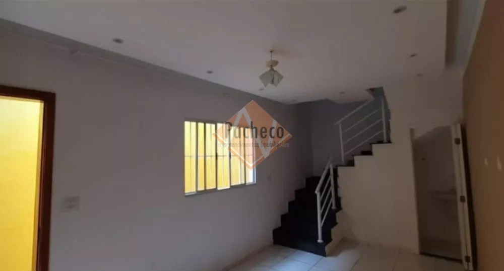 Casa de Condomínio à venda com 2 quartos, 76m² - Foto 2