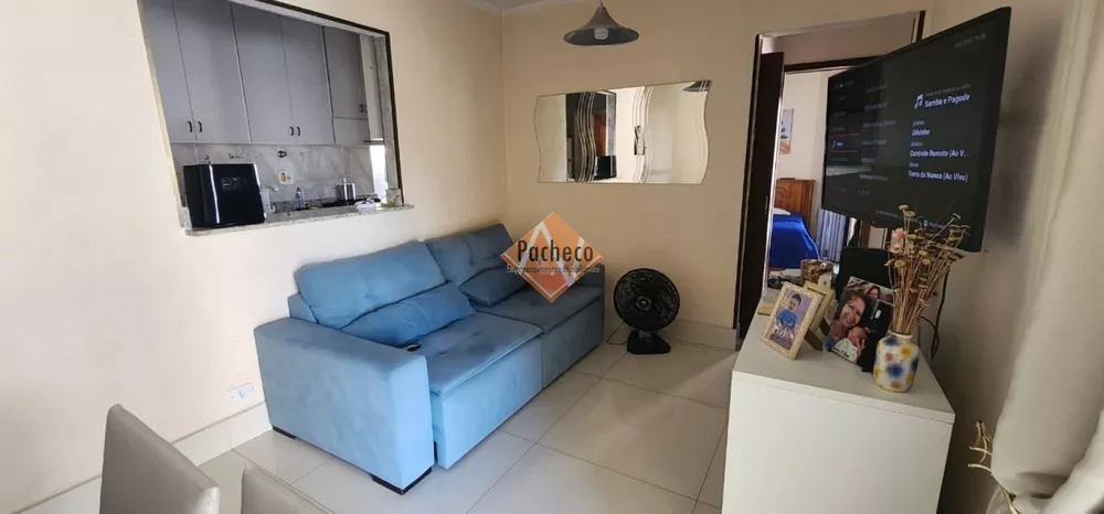 Apartamento à venda com 3 quartos, 70m² - Foto 4