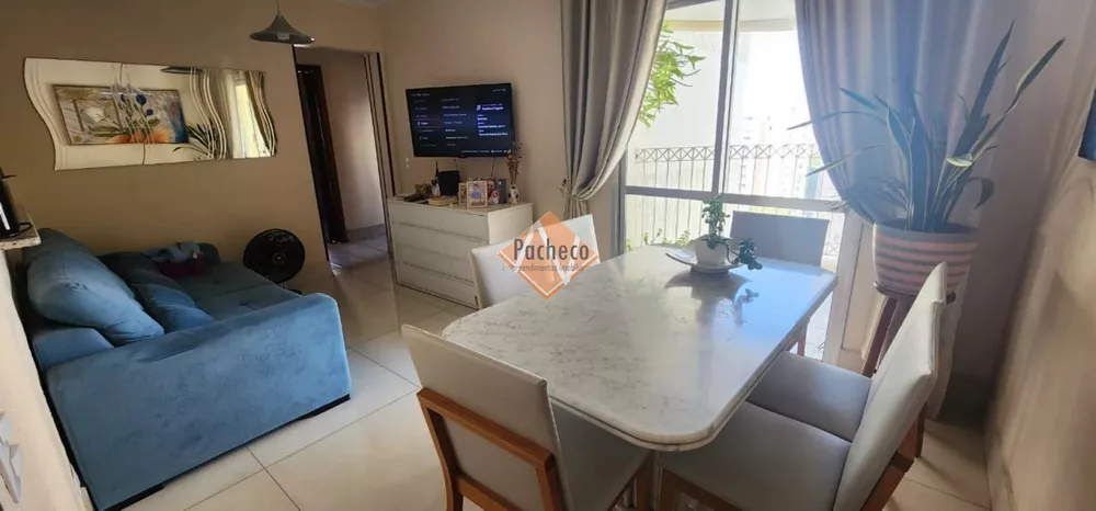 Apartamento à venda com 3 quartos, 70m² - Foto 1