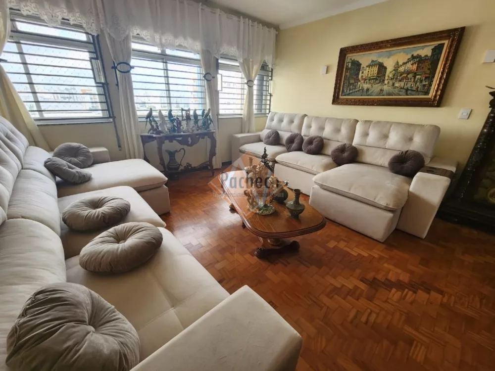 Apartamento à venda com 3 quartos, 130m² - Foto 4