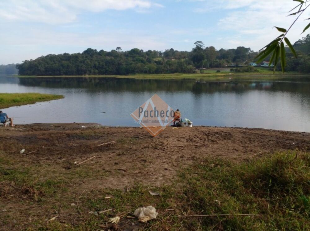 Chácara, 2 quartos, 3030 m² - Foto 1