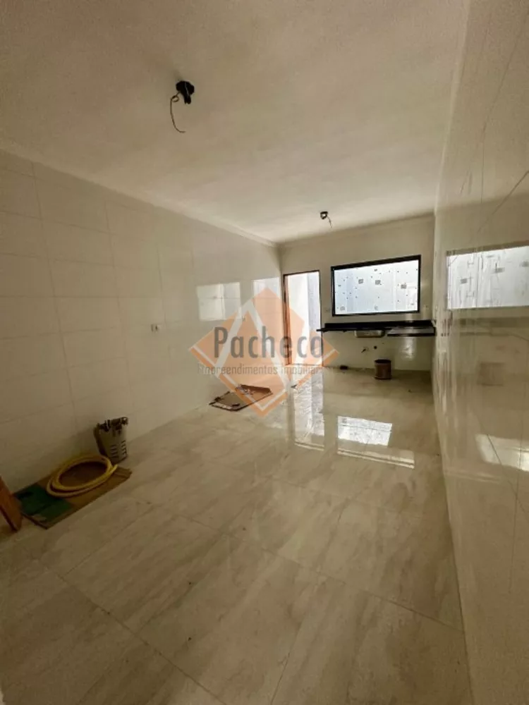 Sobrado à venda com 3 quartos, 131m² - Foto 3