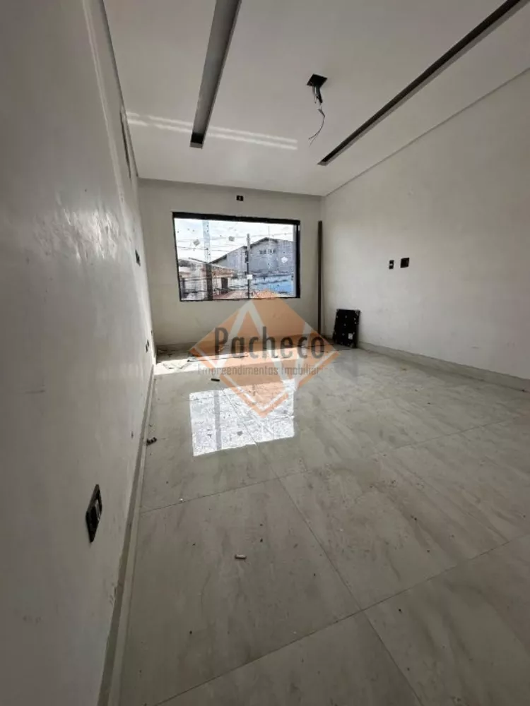 Sobrado à venda com 3 quartos, 131m² - Foto 2