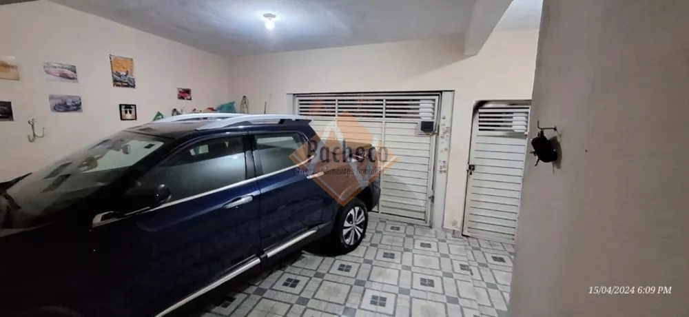 Sobrado à venda com 3 quartos, 300m² - Foto 2