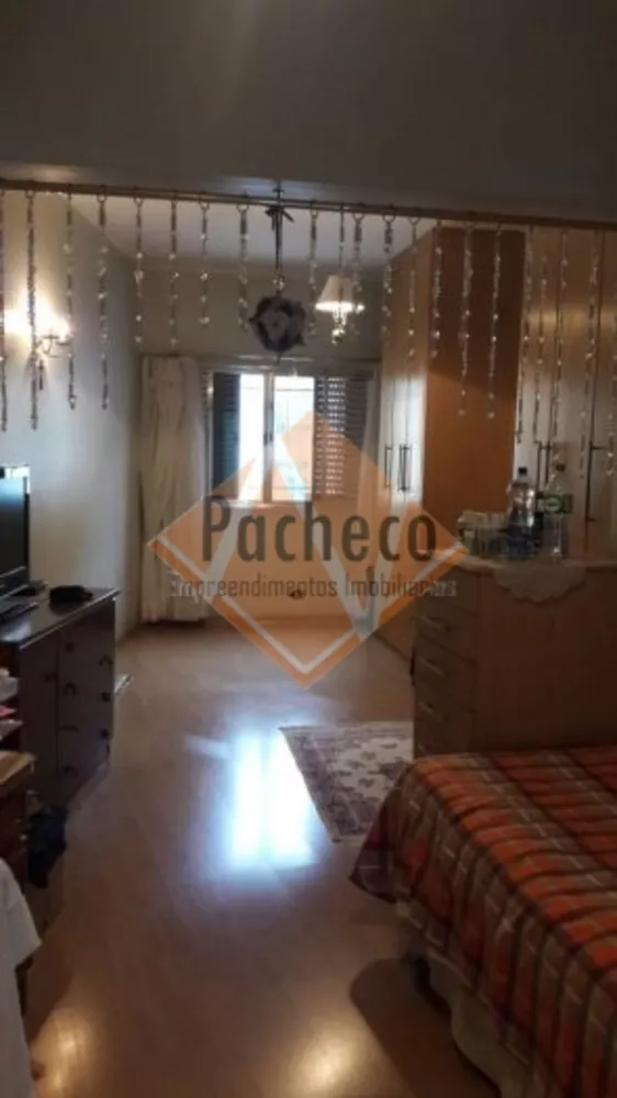 Sobrado à venda com 3 quartos, 240m² - Foto 4