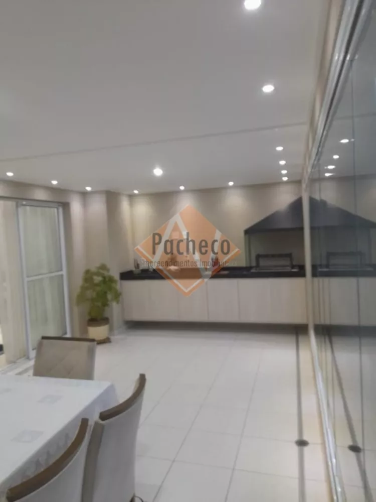 Apartamento à venda com 4 quartos, 135m² - Foto 3