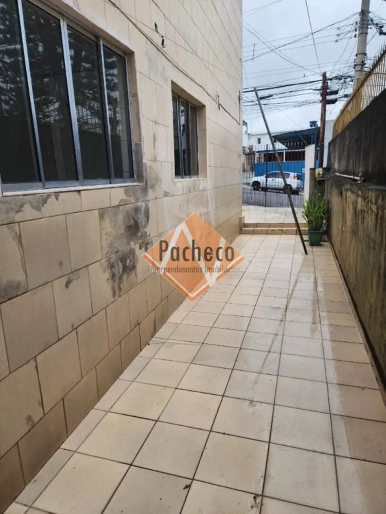 Casa à venda com 6 quartos, 400m² - Foto 3