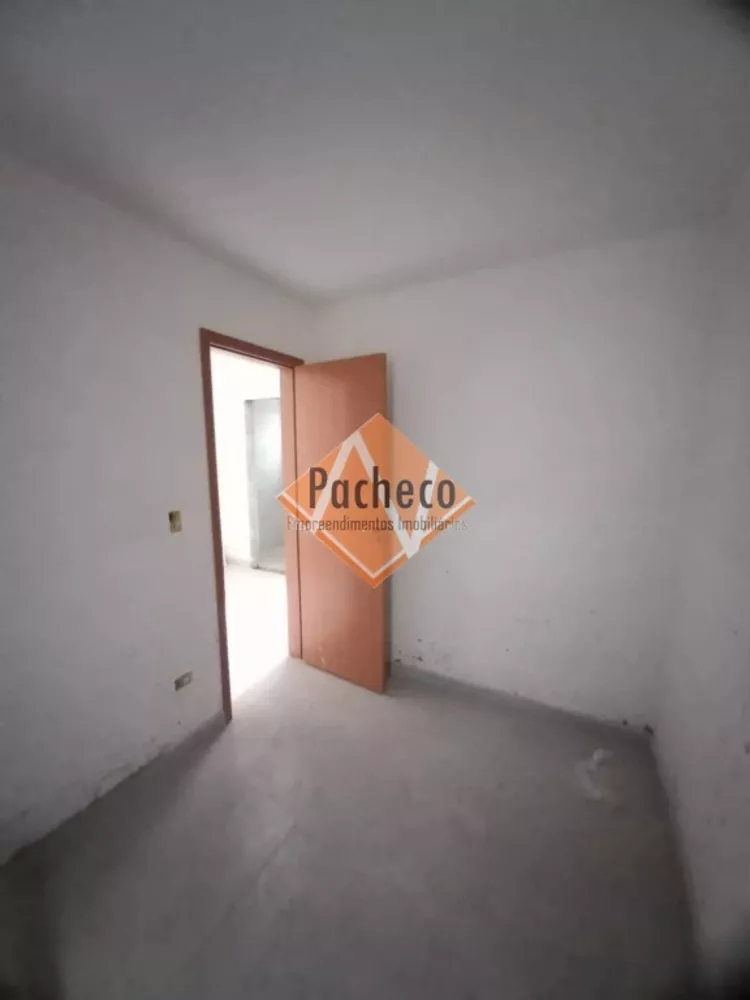 Apartamento à venda com 2 quartos, 38m² - Foto 4