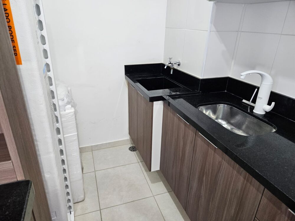 Apartamento para alugar com 1 quarto, 35m² - Foto 12