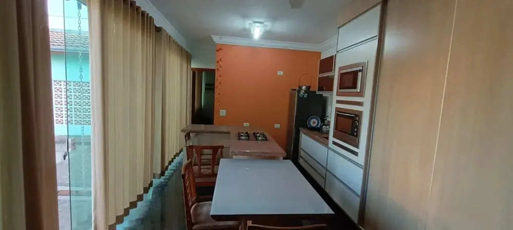 Casa, 1 quarto, 52 m² - Foto 1