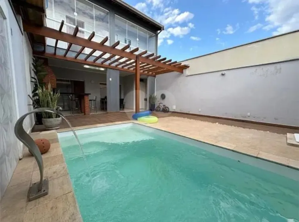 Casa, 3 quartos, 171 m² - Foto 1