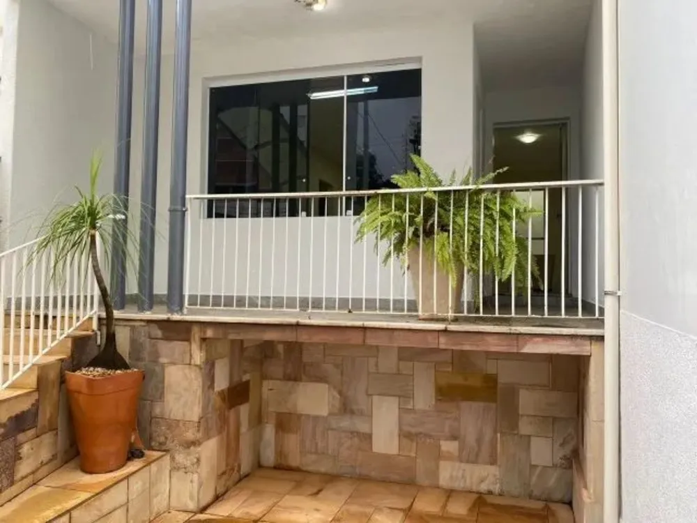 Casa, 5 quartos, 200 m² - Foto 2