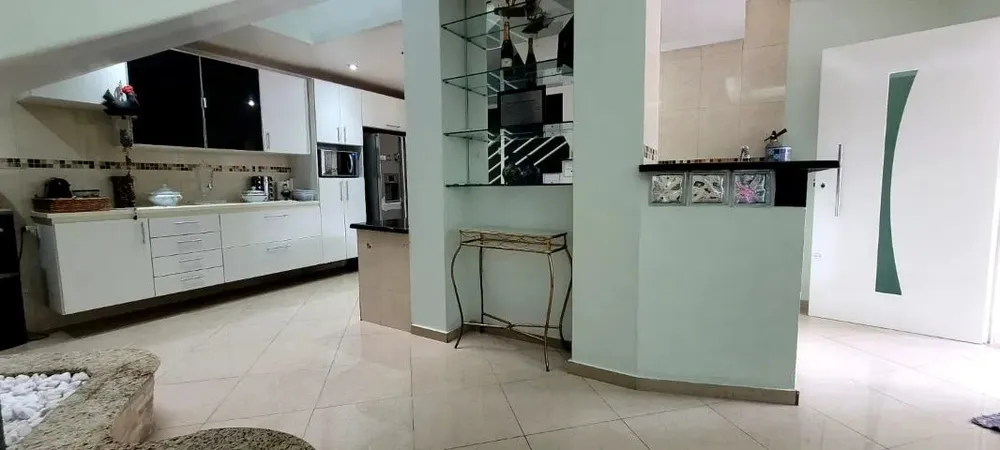 Casa, 5 quartos, 250 m² - Foto 3