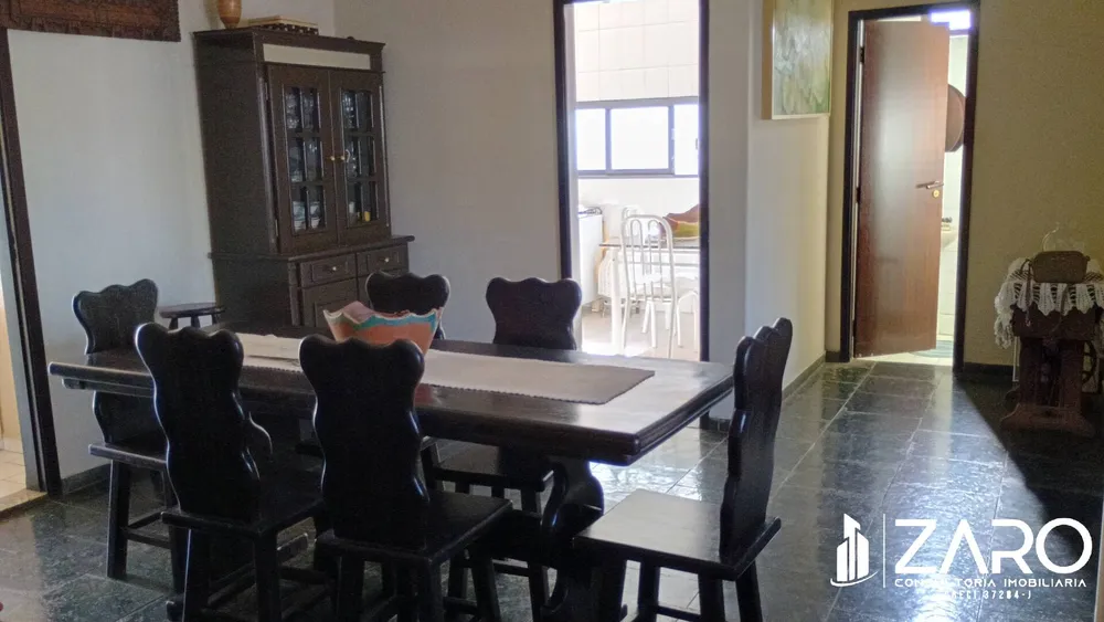 Sobrado, 4 quartos, 223 m² - Foto 1