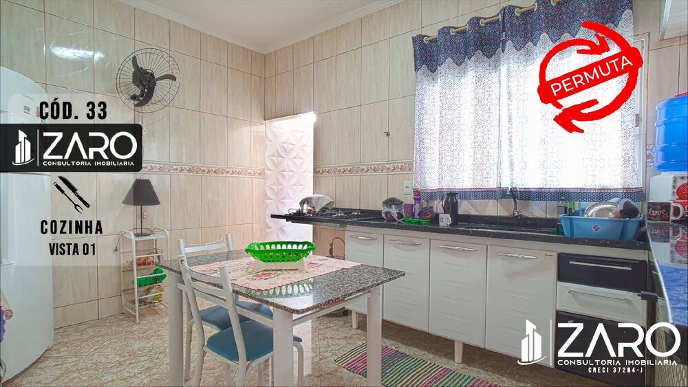 Casa, 3 quartos, 200 m² - Foto 2