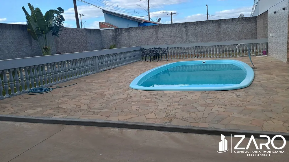 Casa, 1 quarto, 238 m² - Foto 1