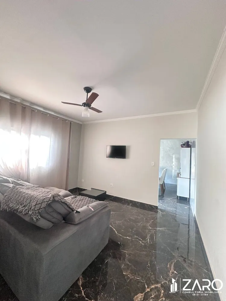 Casa, 2 quartos, 200 m² - Foto 1