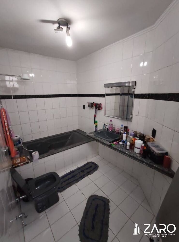 Casa à venda com 3 quartos, 93m² - Foto 3