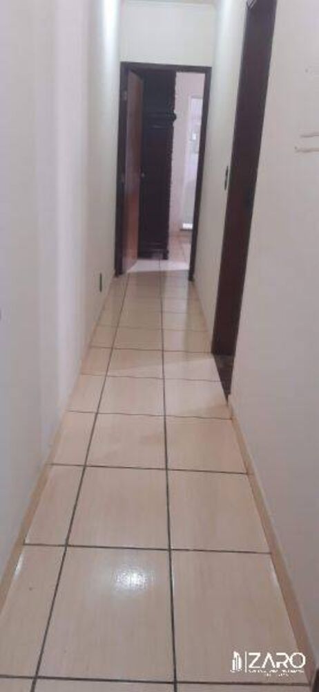 Casa à venda com 2 quartos, 131m² - Foto 4