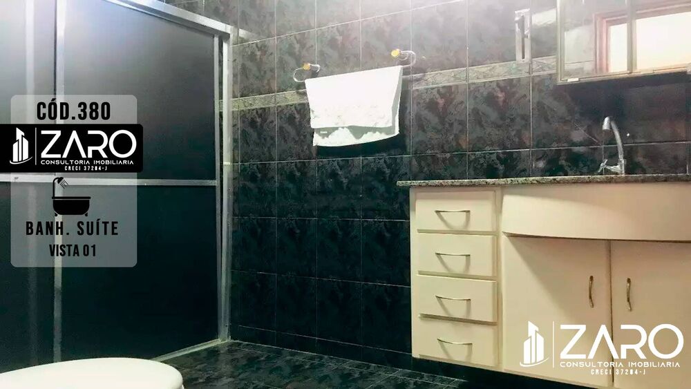 Casa, 3 quartos, 251 m² - Foto 1