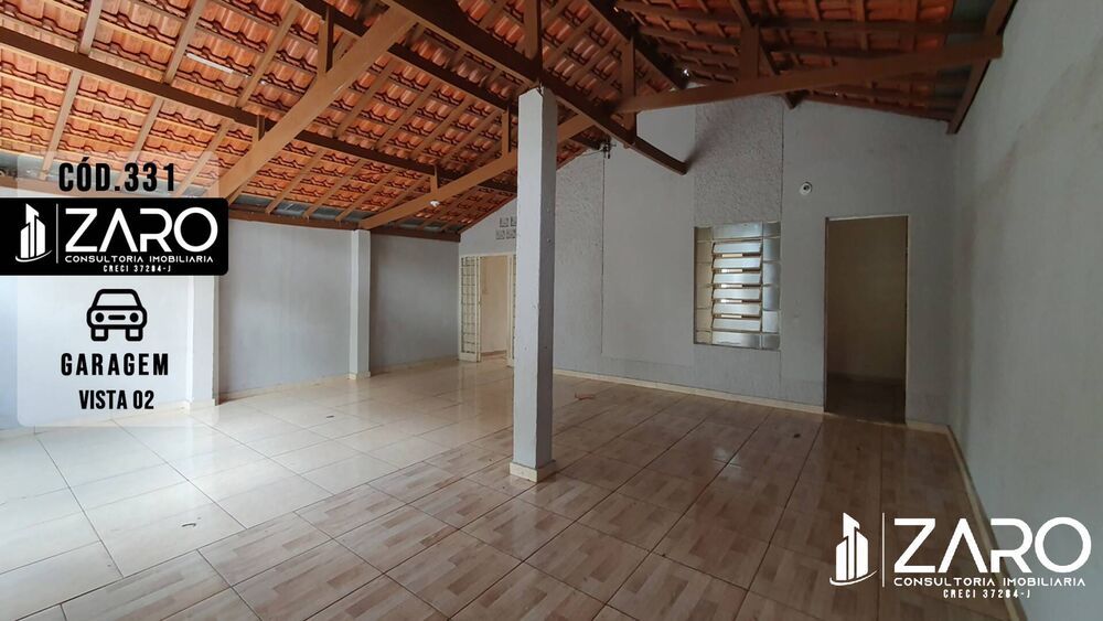 Casa à venda com 2 quartos, 100m² - Foto 1