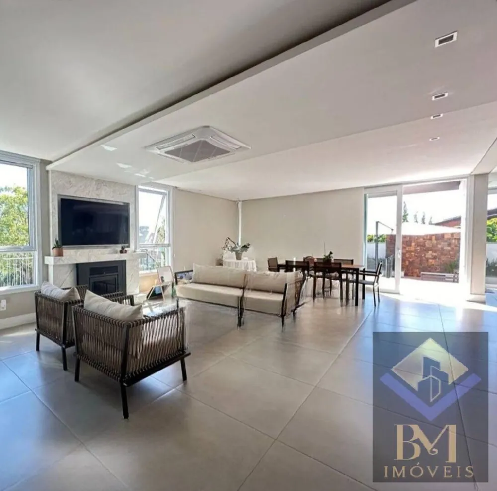 Casa, 3 quartos, 330 m² - Foto 3