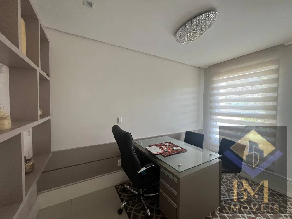 Casa, 3 quartos, 242 m² - Foto 3