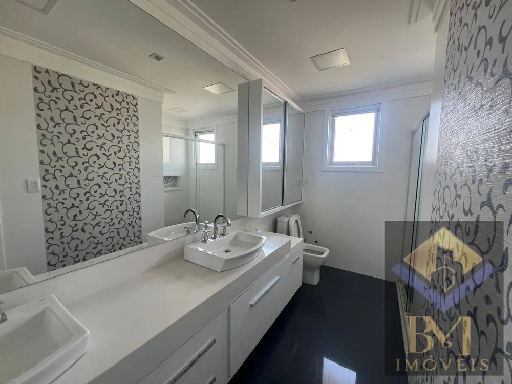 Casa, 3 quartos, 242 m² - Foto 6
