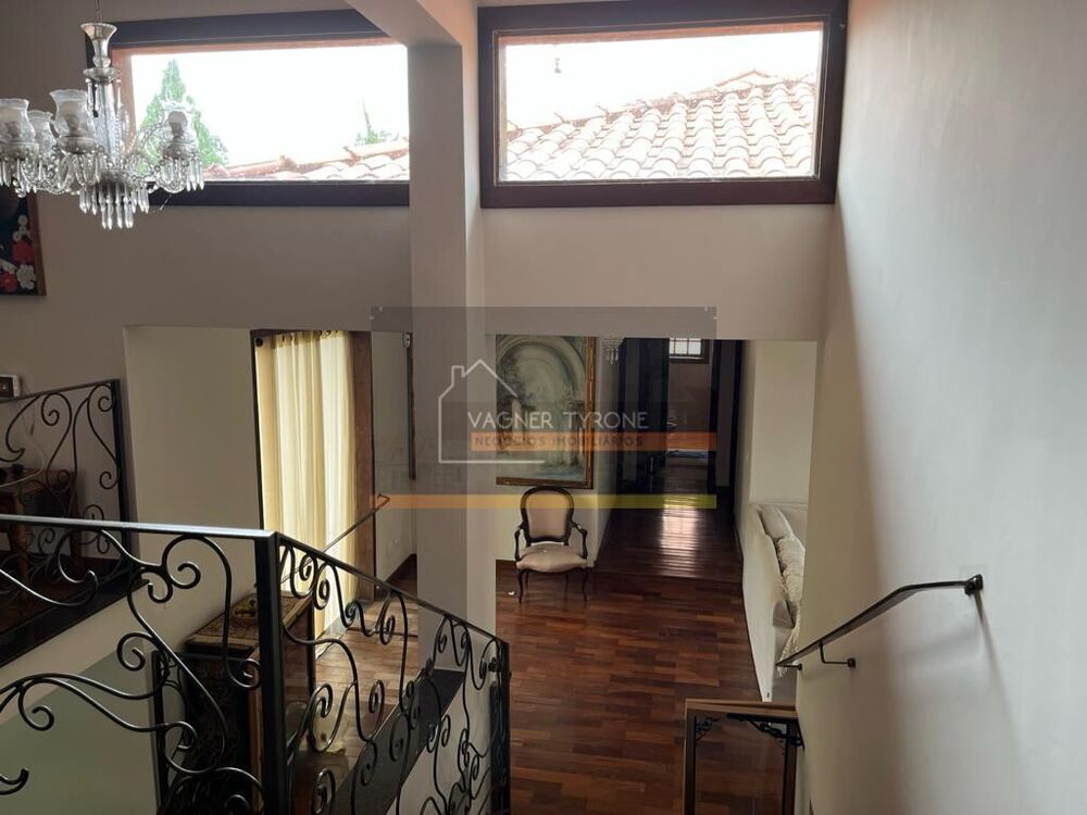 Casa à venda com 4 quartos, 400m² - Foto 8